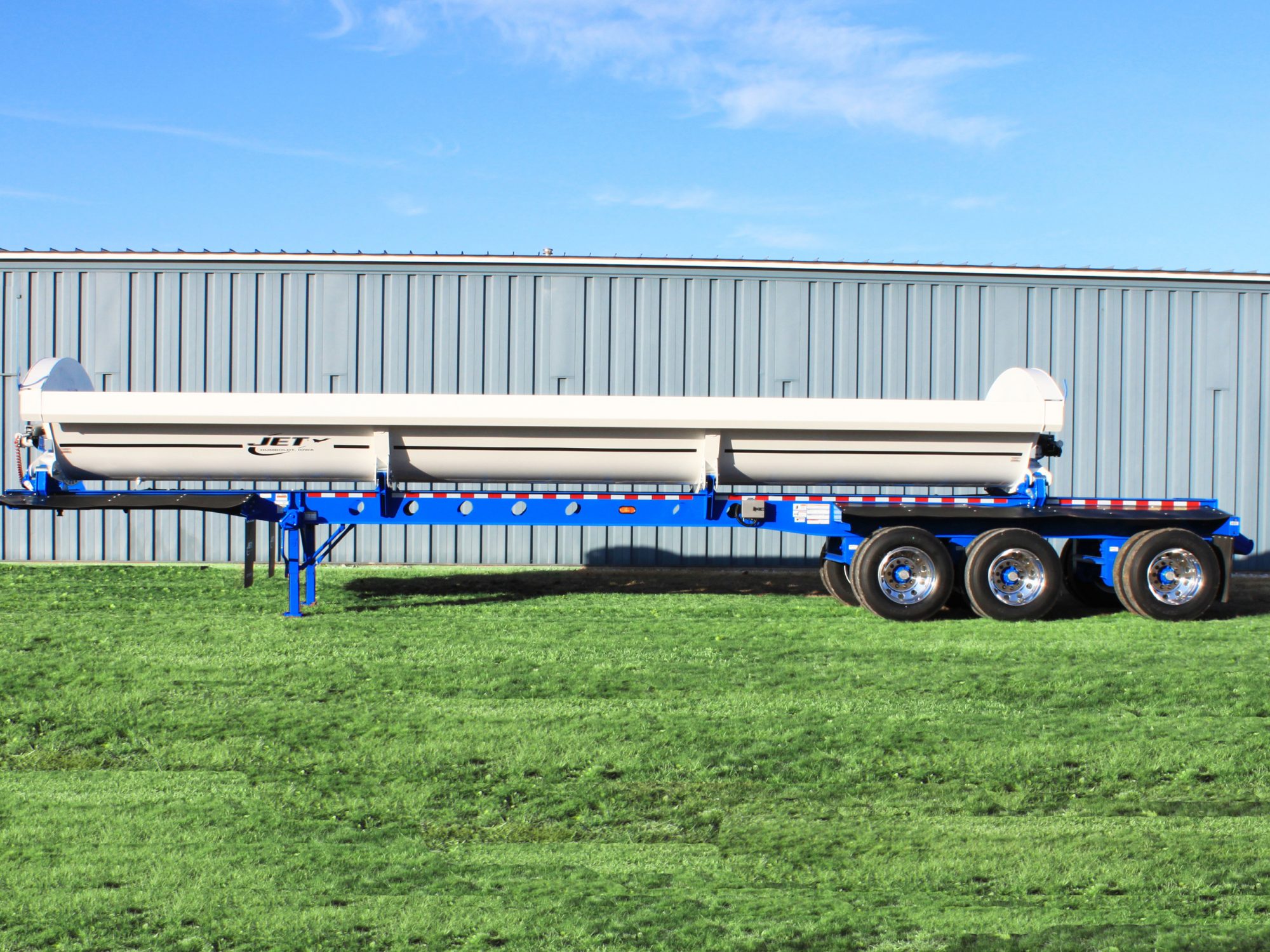 SideDumpTrailerTripleAxleSpreadWhiteBlue Jet Co Trailers